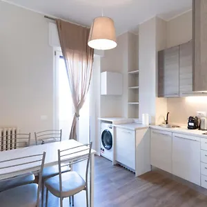 via-torino-apartment-1.it-lombardy.com/