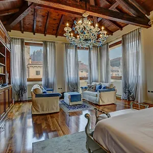 Relais Ponte Pietra 2*, Verona Olaszország
