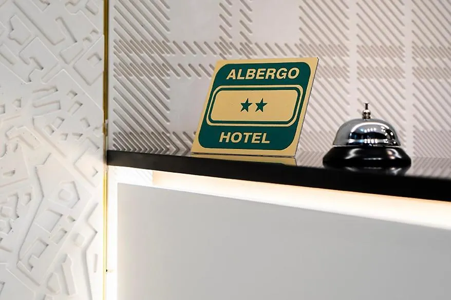 London Hotel Milánó