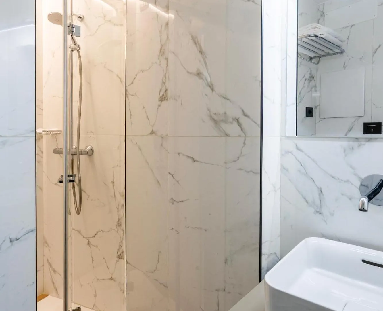 London Hotel Milano 2*,  İtalya